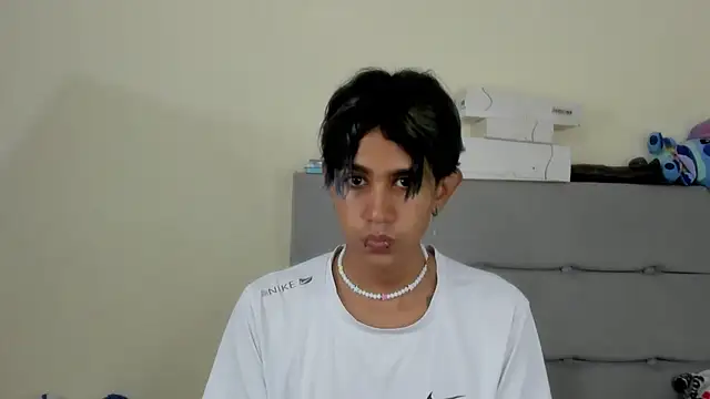 andrew uwu  online show from 4, 7, 2026