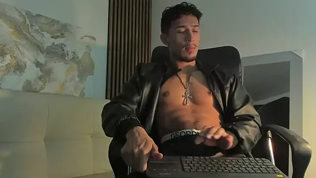 rafael stone online show from 16, 3, 2025