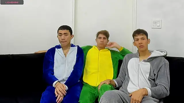 StrawwBoys online show from 26, 9, 2025