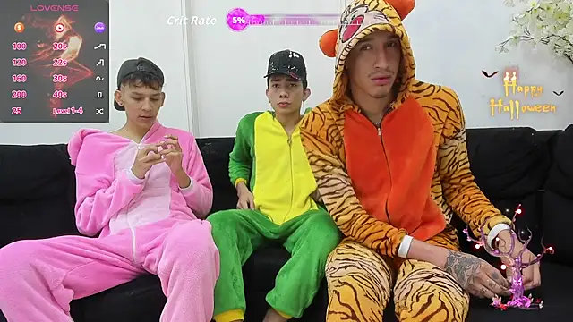 StrawwBoys online show from 23, 10, 2025