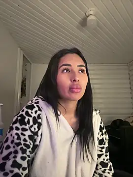 Anily Lovely online show from 6, 4, 2026