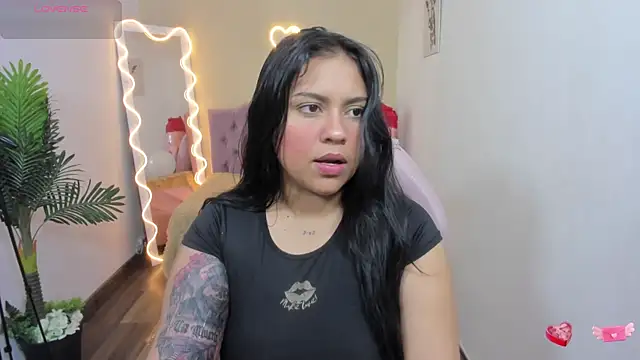 kendra tay online show from 27, 2, 2025