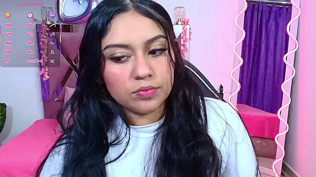 kendra tay online show from 9, 11, 2025