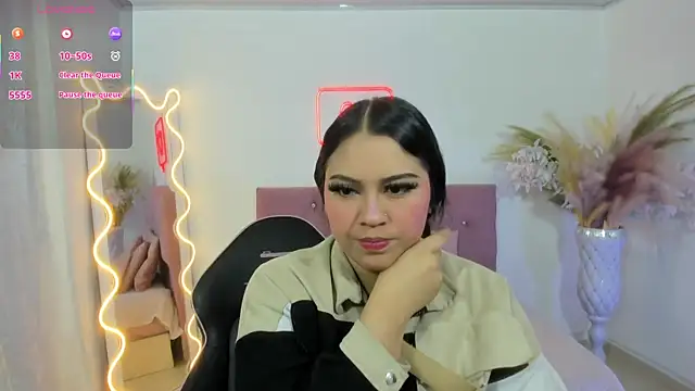 kendra tay online show from 2, 12, 2025