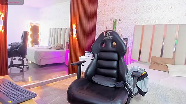 Daphnne tay online show from 22, 9, 2025