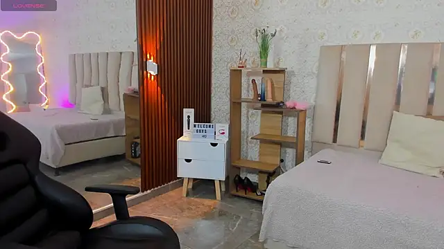 Daphnne tay online show from 15, 9, 2025