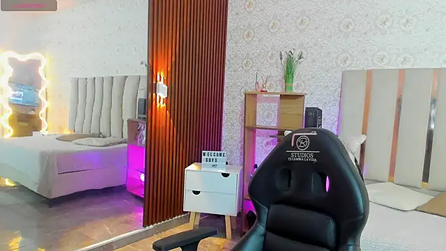 Daphnne tay online show from 17, 9, 2025