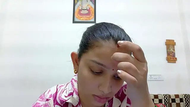 Aleena Rai online show from 6, 10, 2025