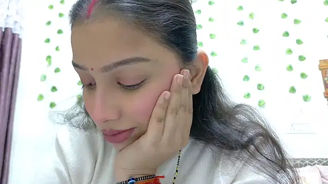 Aleena Rai online show from 28, 11, 2025