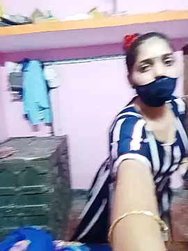 Snapshot of Cute-Simmi chatting on 6, 1, 2025 Cute-Simmi online show from 6, 1, 2025