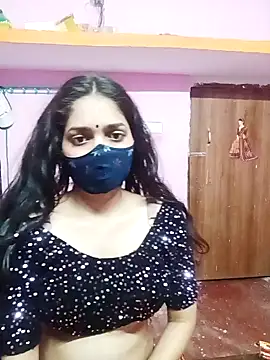 Snapshot of Cute-Simmi chatting on 7, 1, 2025 Cute-Simmi online show from 7, 1, 2025