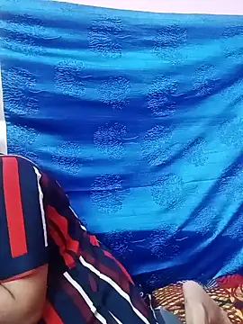 Snapshot of Cute-Simmi chatting on 1, 2, 2025 Cute-Simmi online show from 1, 2, 2025