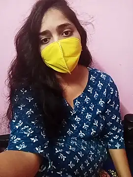 Snapshot of Cute-Simmi chatting on 17, 12, 2025 Cute-Simmi online show from 17, 12, 2025