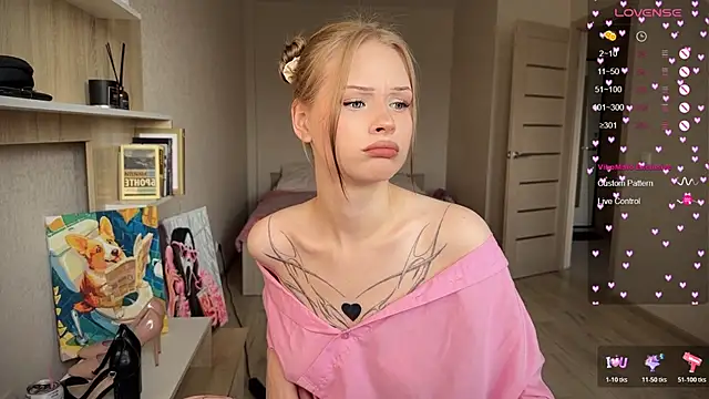 lisa barbie online show from 23, 10, 2025