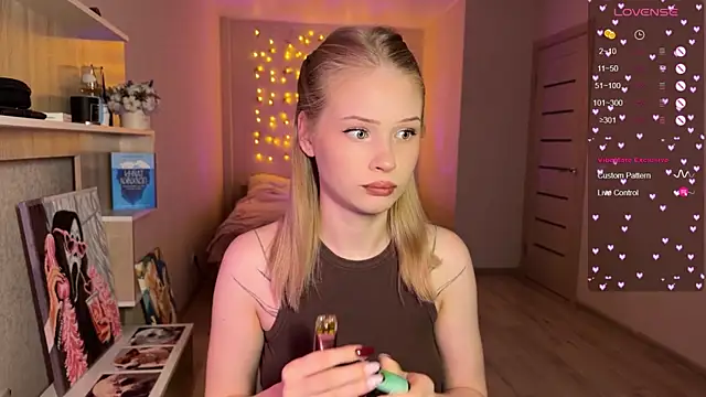 lisa barbie online show from 20, 12, 2025