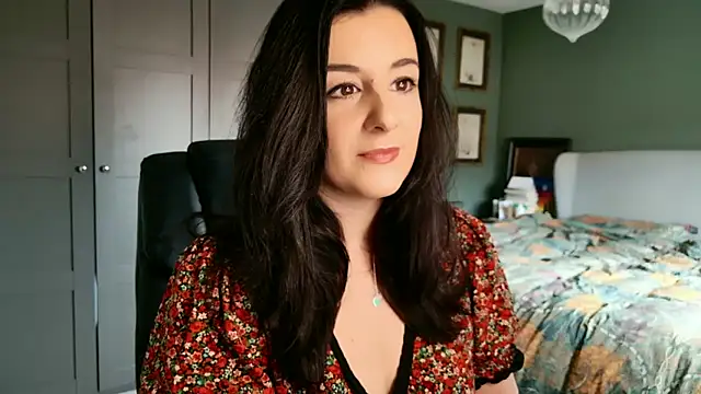 flatwhite0 online show from 24, 2, 2026