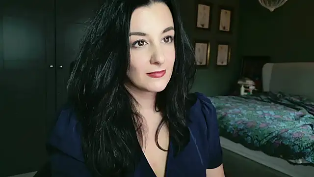 flatwhite0 online show from 18, 12, 2025