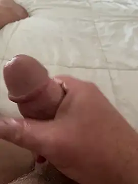 Snapshot of NaughtyJonnyB chatting on 18, 11, 2025 NaughtyJonnyB online show from 18, 11, 2025