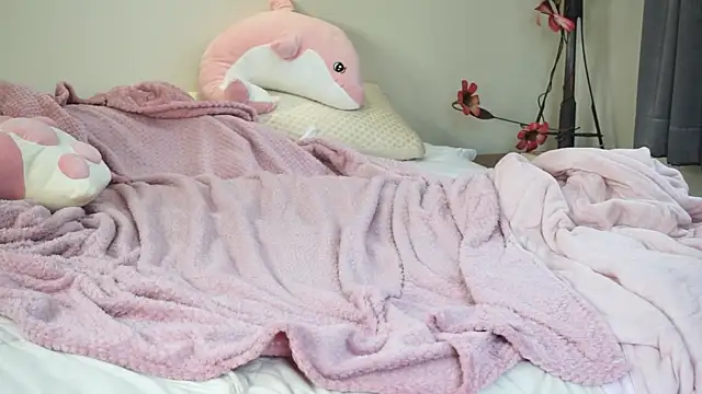 LinaSiren online show from 24, 2, 2025