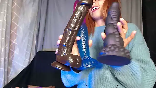 Snapshot of MirandaSingle chatting on 28, 11, 2025 MirandaSingle online show from 28, 11, 2025