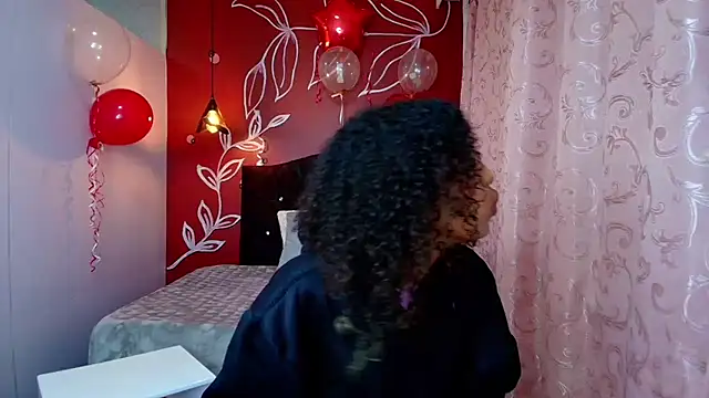 Zia Green online show from 19, 2, 2025