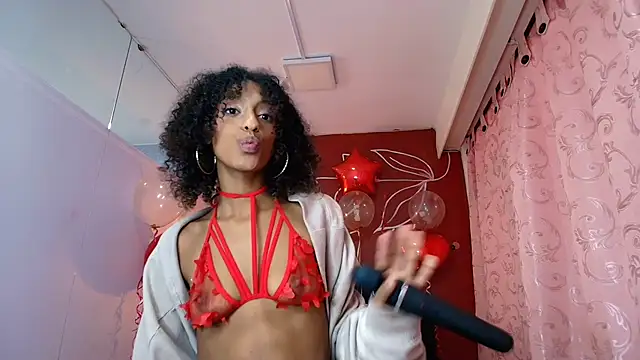 Zia Green online show from 18, 2, 2025