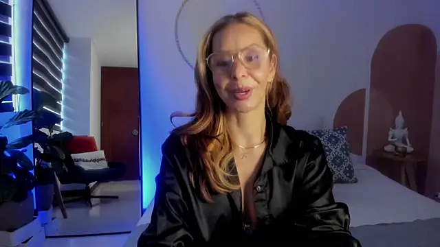 AvaCollinss online show from 4, 4, 2026