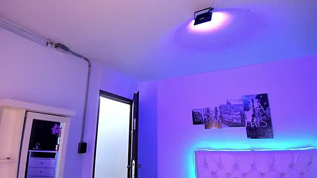 Snapshot of Amy_Kiitty_ chatting on 20, 11, 2025 Amy Kiitty online show from 20, 11, 2025