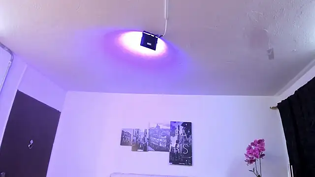 Snapshot of Amy_Kiitty_ chatting on 31, 10, 2025 Amy Kiitty online show from 31, 10, 2025