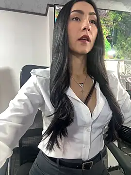 Amy Kiitty  online show from 13, 4, 2026