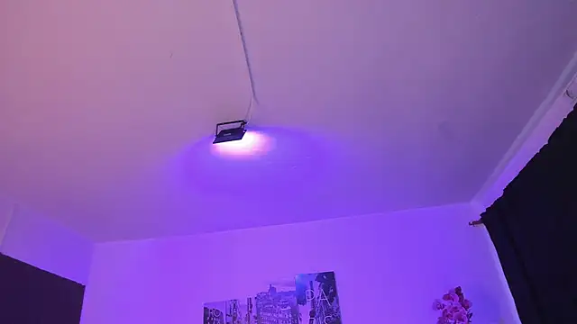 Amy Kiitty  online show from 5, 12, 2025