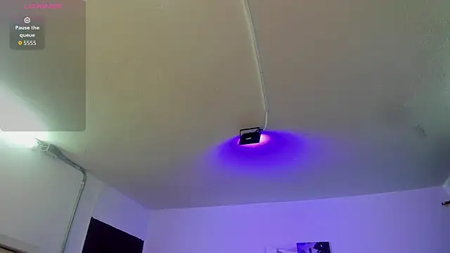 Snapshot of Amy_Kiitty_ chatting on 27, 11, 2025 Amy Kiitty online show from 27, 11, 2025