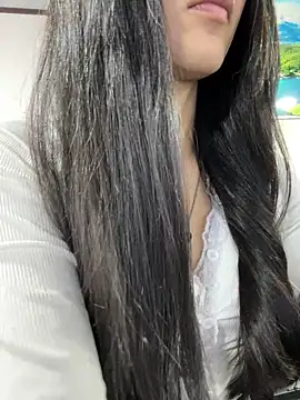 Amy Kiitty  online show from 15, 4, 2026