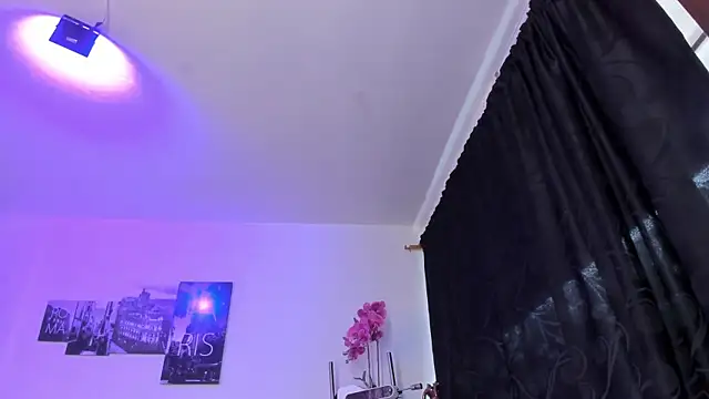 Snapshot of Amy_Kiitty_ chatting on 16, 10, 2025 Amy Kiitty online show from 16, 10, 2025