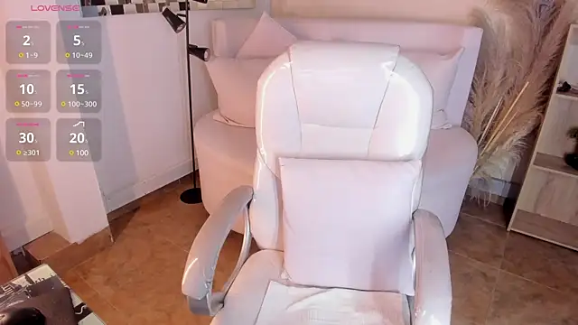 Snapshot of Amy_Kiitty_ chatting on 14, 2, 2025 Amy Kiitty online show from 14, 2, 2025