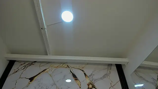 Snapshot of KarinaSimonz chatting on 15, 10, 2025 KarinaSimonz online show from 15, 10, 2025