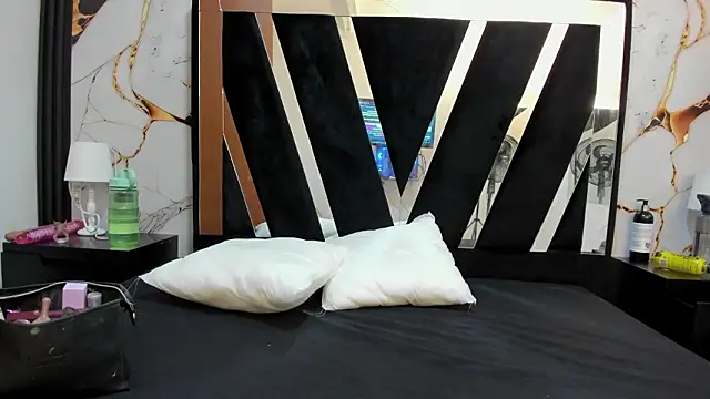 KarinaSimonz online show from 8, 2, 2026