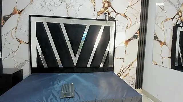 Snapshot of KarinaSimonz chatting on 22, 10, 2025 KarinaSimonz online show from 22, 10, 2025