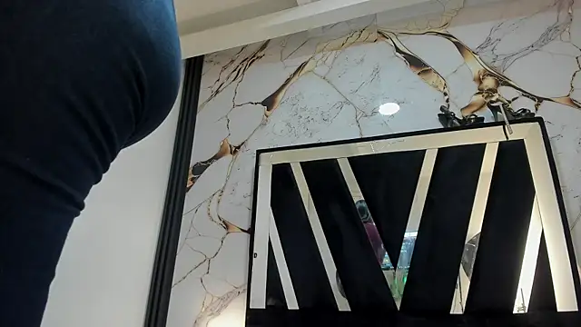 Snapshot of KarinaSimonz chatting on 1, 10, 2025 KarinaSimonz online show from 1, 10, 2025