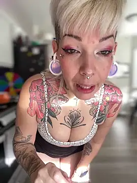 GoldieBakeman online show from 18, 12, 2025