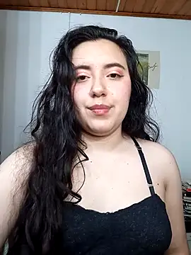 Emi chik online show from 14, 12, 2025