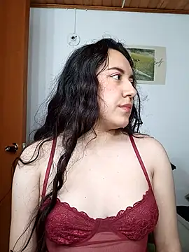 Emi chik online show from 14, 2, 2026