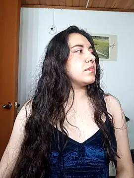 Emi chik online show from 15, 1, 2026