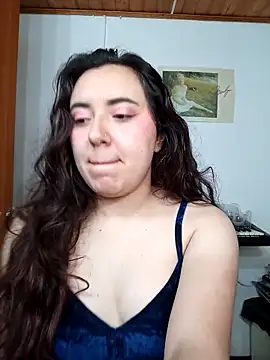 Emi chik online show from 19, 9, 2025