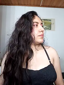 Emi chik online show from 18, 12, 2025