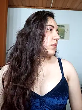 Emi chik online show from 29, 10, 2025