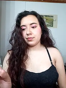 Emi chik online show from 2, 10, 2025