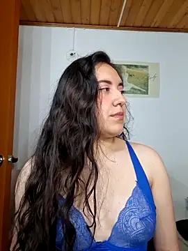 Emi chik online show from 27, 2, 2026