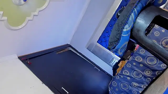 Eyleen Santos online show from 15, 4, 2026