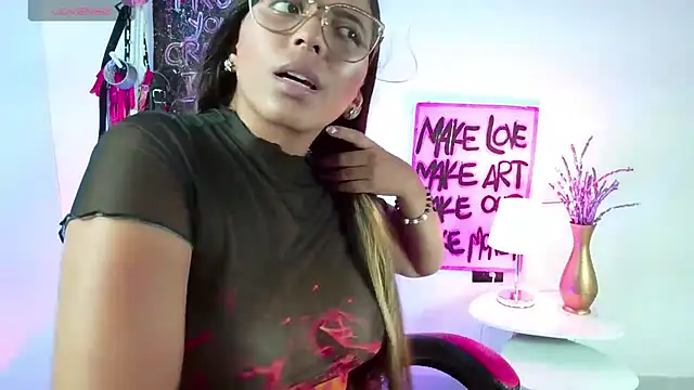 Megaan Greey online show from 29, 11, 2025